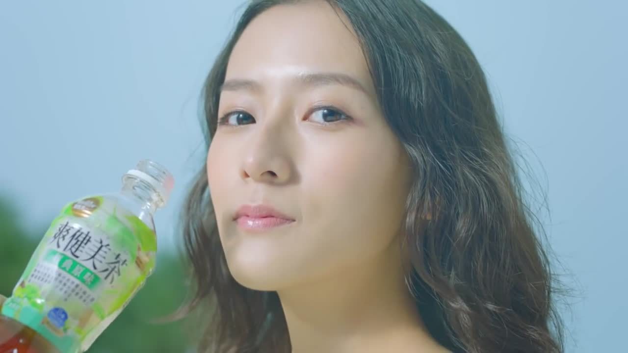 爽健美茶 TVC廣告